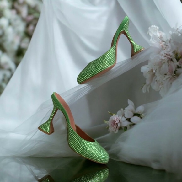NIB Amina Muaddi Emili Slipper Crystal Mule Heels Size 37.5 $1,210.00 - Picture 4 of 8